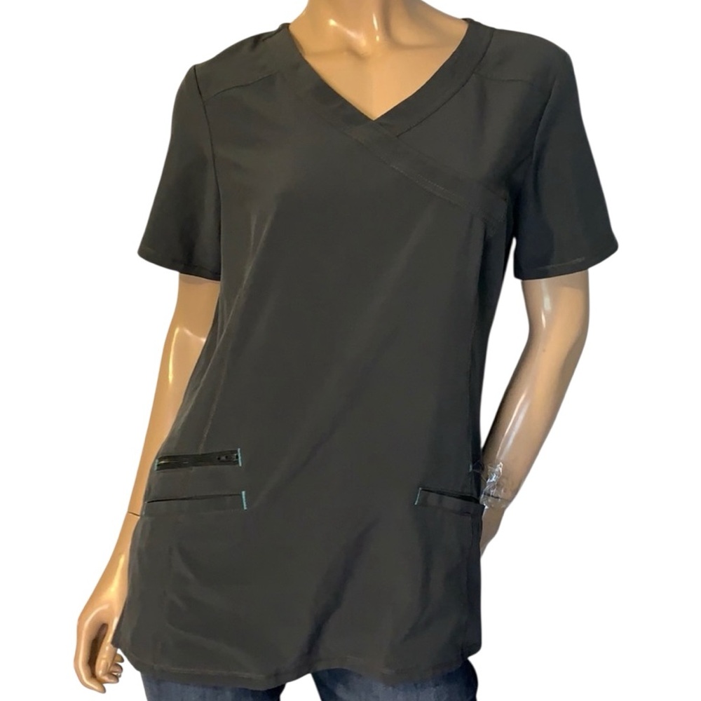 E1- sm Size small Grey Top small scrub top